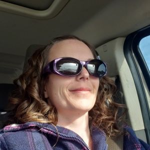 Meet your Posher, April